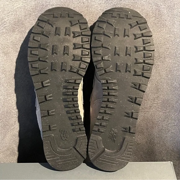 New Balance Women’s Sneakers 574 Gray Size 9 US - Picture 12 of 13